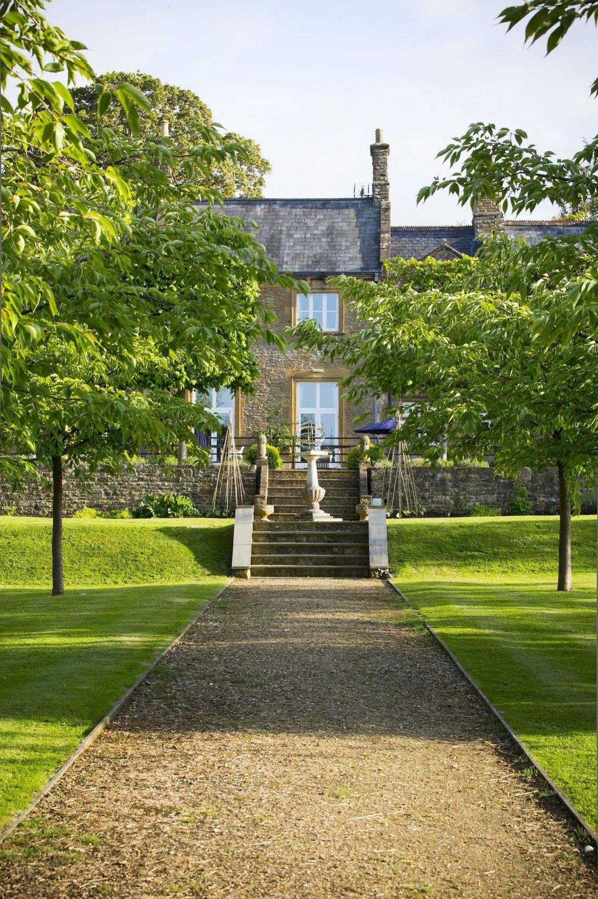 Lanes Hotel West Coker Exterior photo